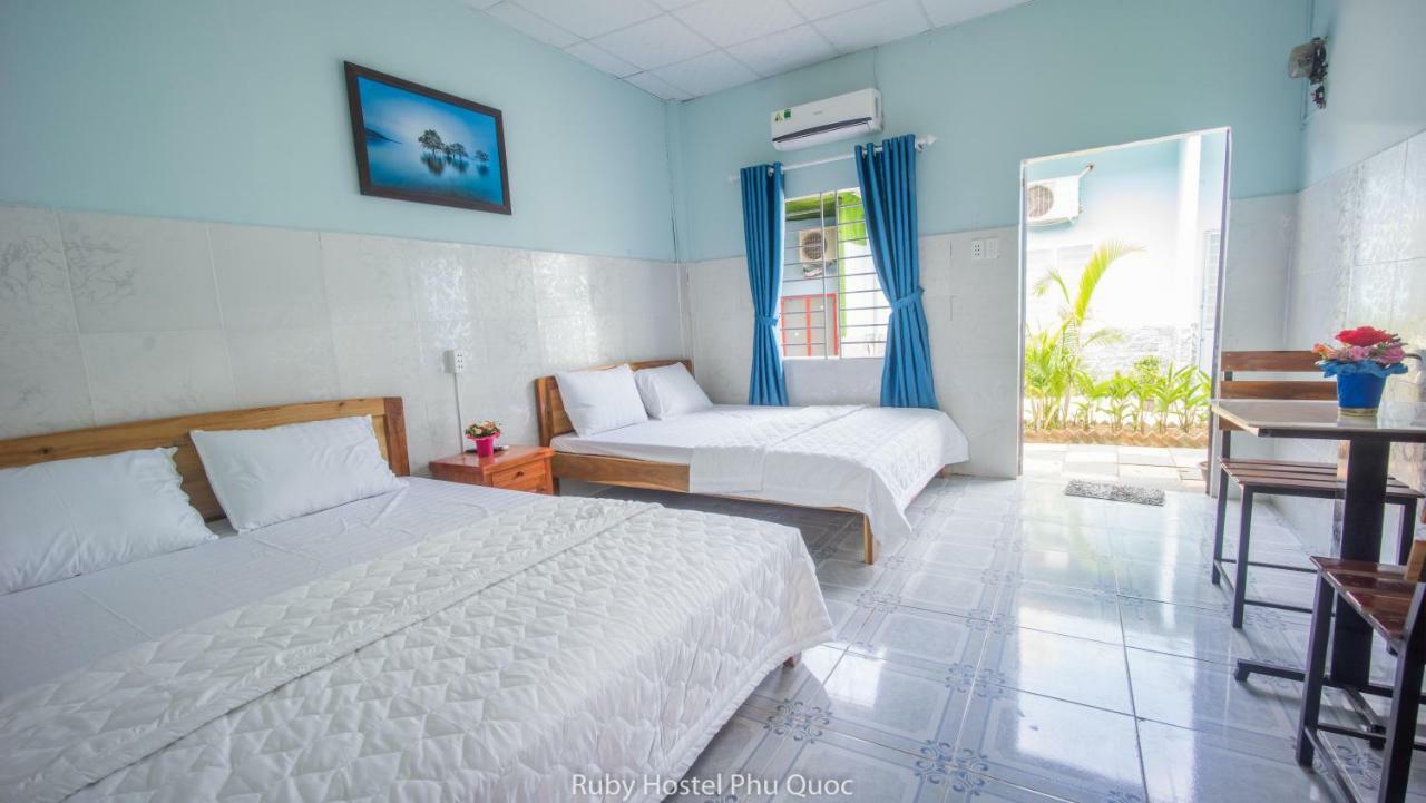 Ruby Phu Quoc Hostel Esterno foto