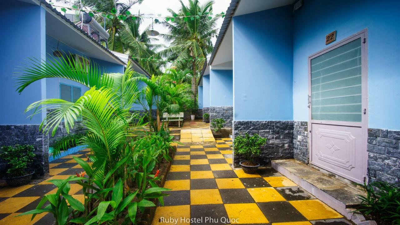 Ruby Phu Quoc Hostel Esterno foto
