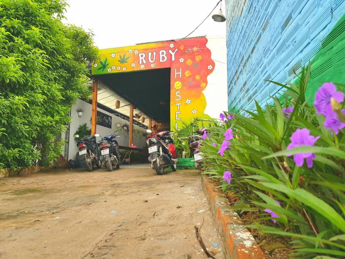 Ruby Phu Quoc Hostel Esterno foto