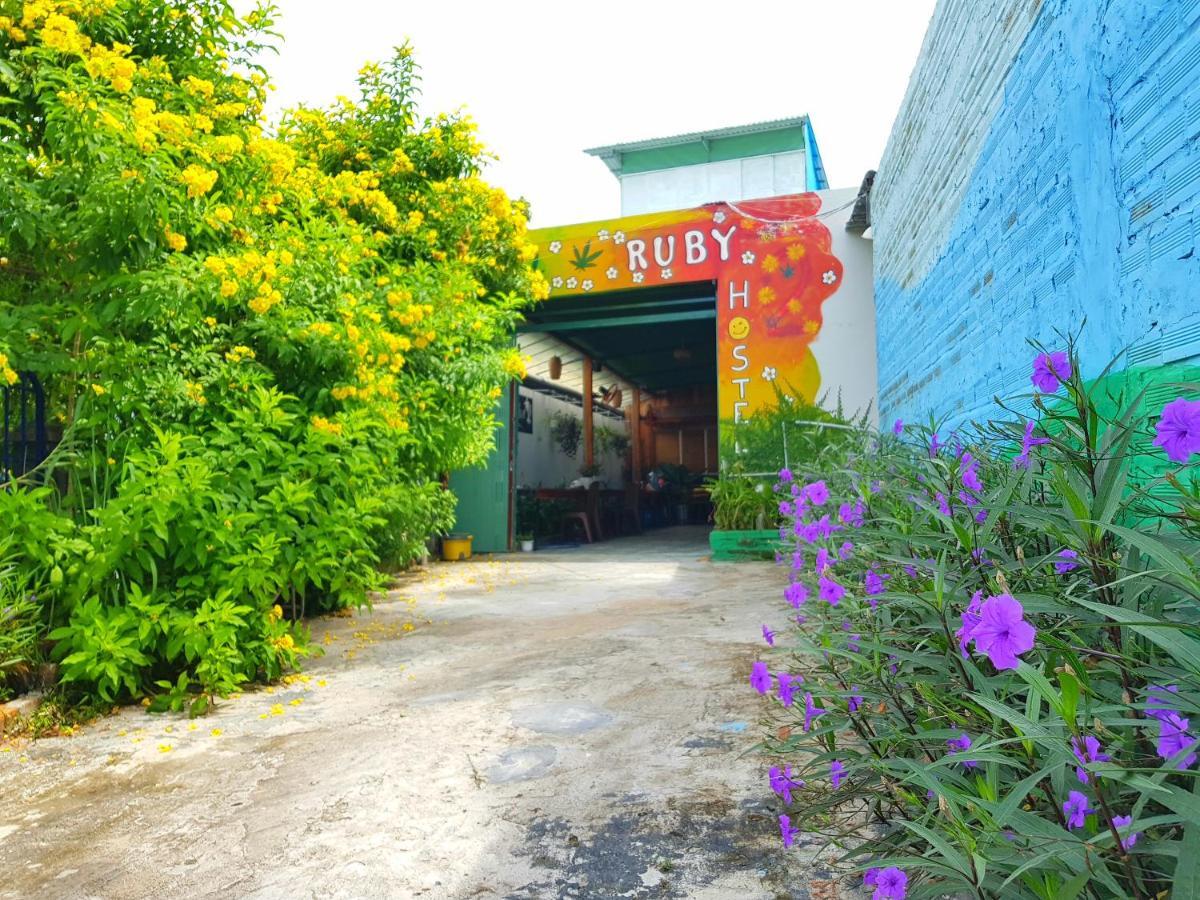 Ruby Phu Quoc Hostel Esterno foto