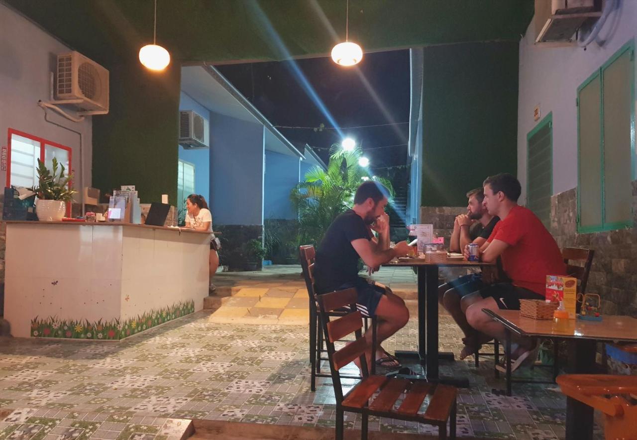 Ruby Phu Quoc Hostel Esterno foto