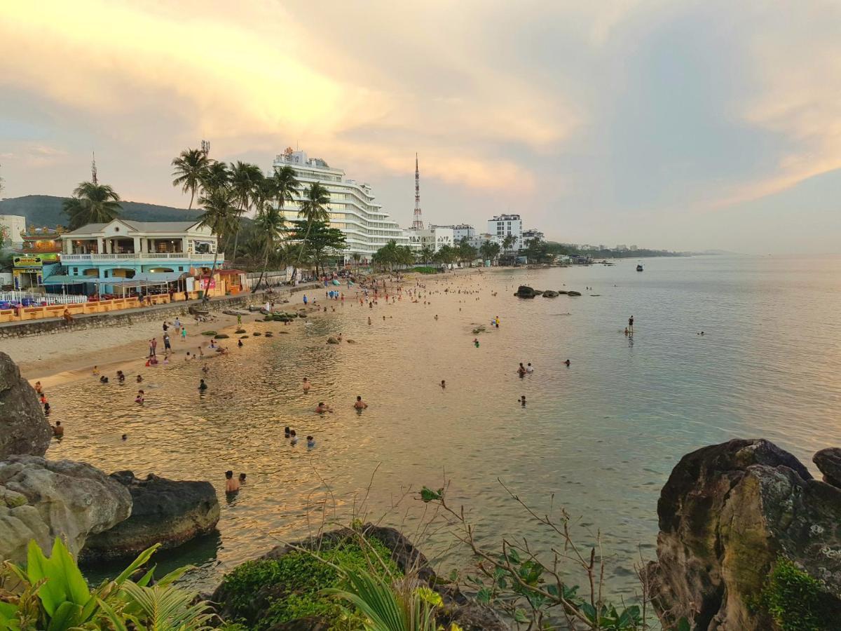 Ruby Phu Quoc Hostel Esterno foto