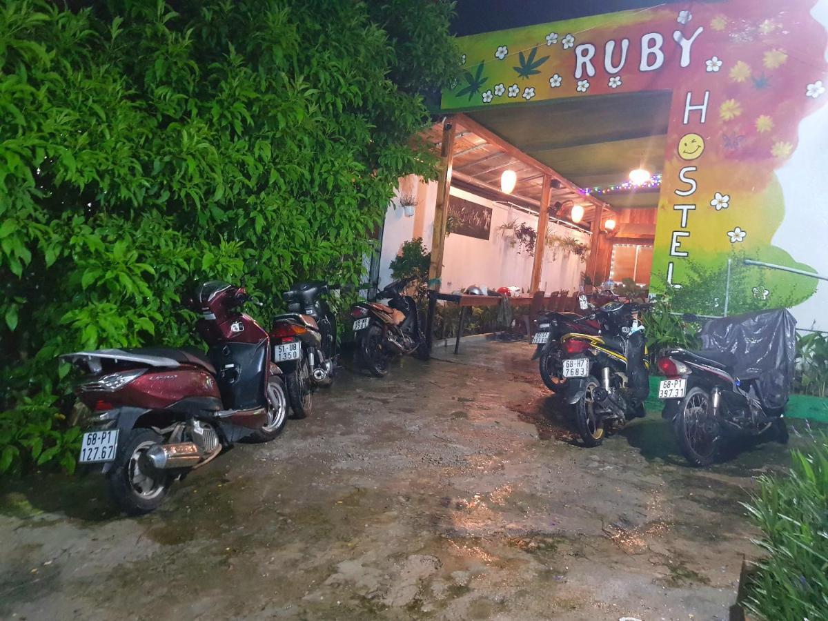 Ruby Phu Quoc Hostel Esterno foto